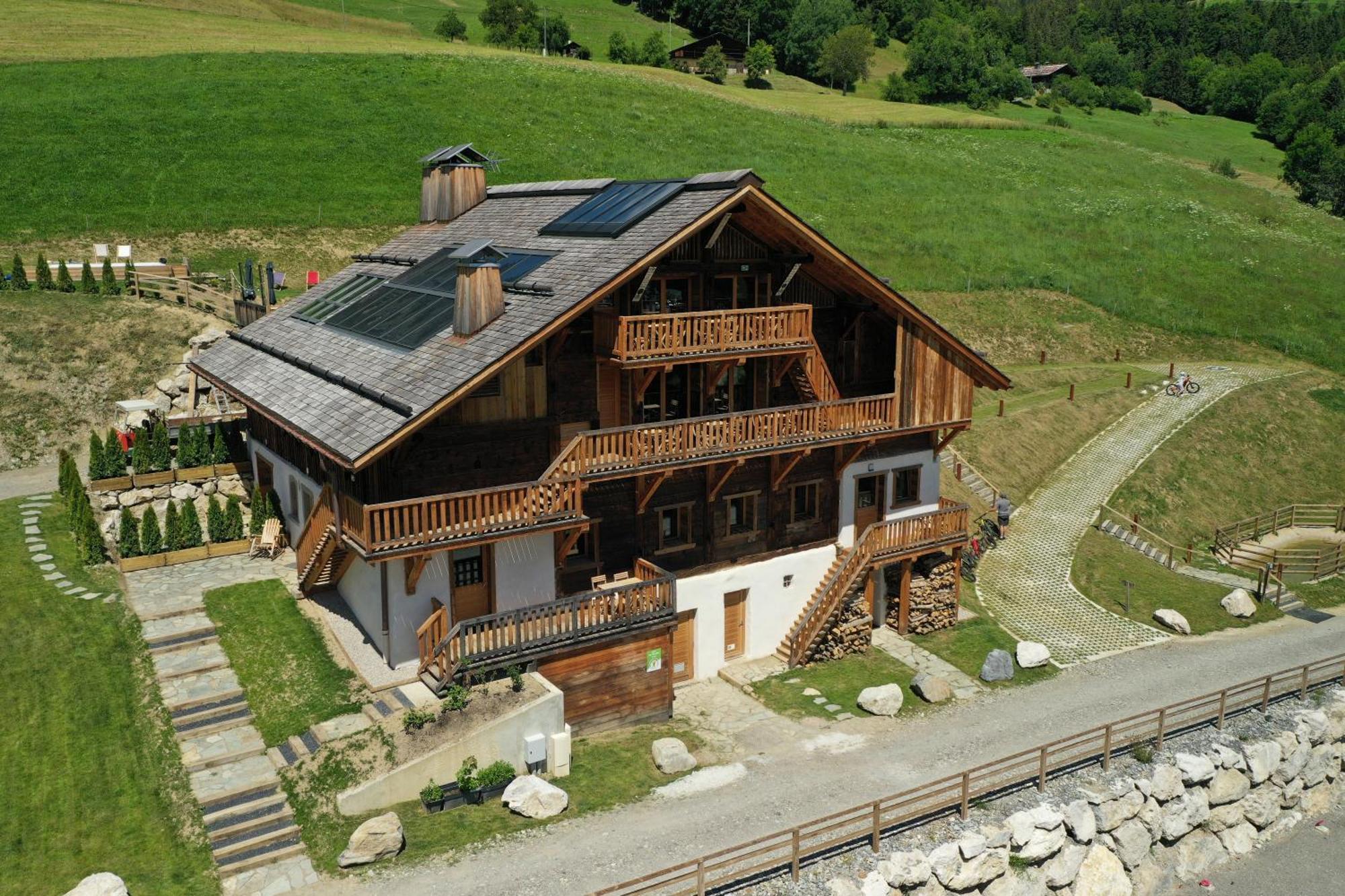 Le Toi Du Monde Bed & Breakfast Flumet Exterior photo
